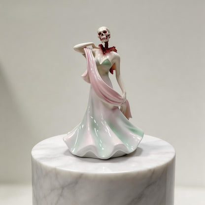 🏺✨Broken Ladies Ceramic Art Figure – Handcrafted Mixed Media Sculpture